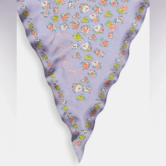 Silk Scarf MIST Essential Tea Rose Diamond COACH Scarf - Picture 2 of 6